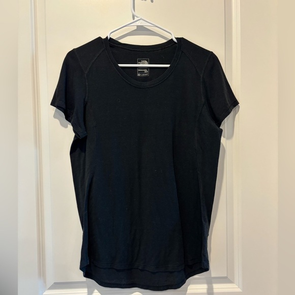 The NorthFace Women’s Flashdry Black Tee size medium - Picture 1 of 7